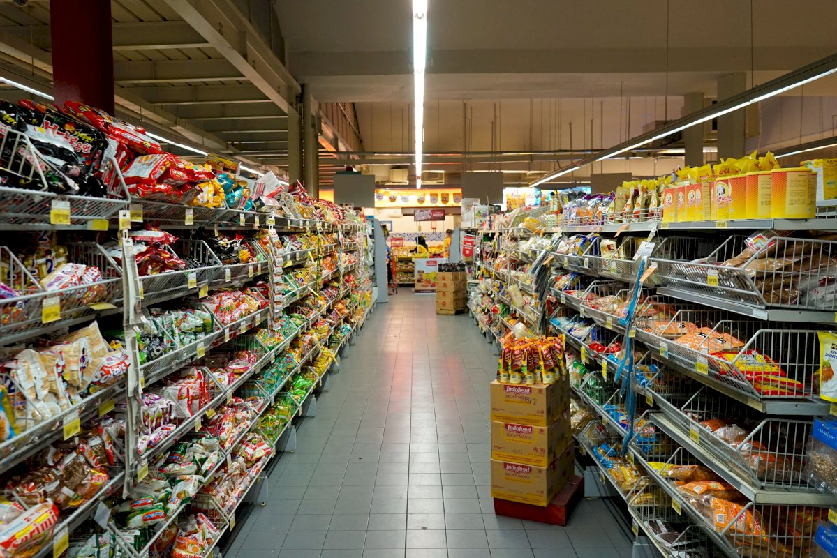 Product Cannibalization Guide: How to Avoid Revenue Loss